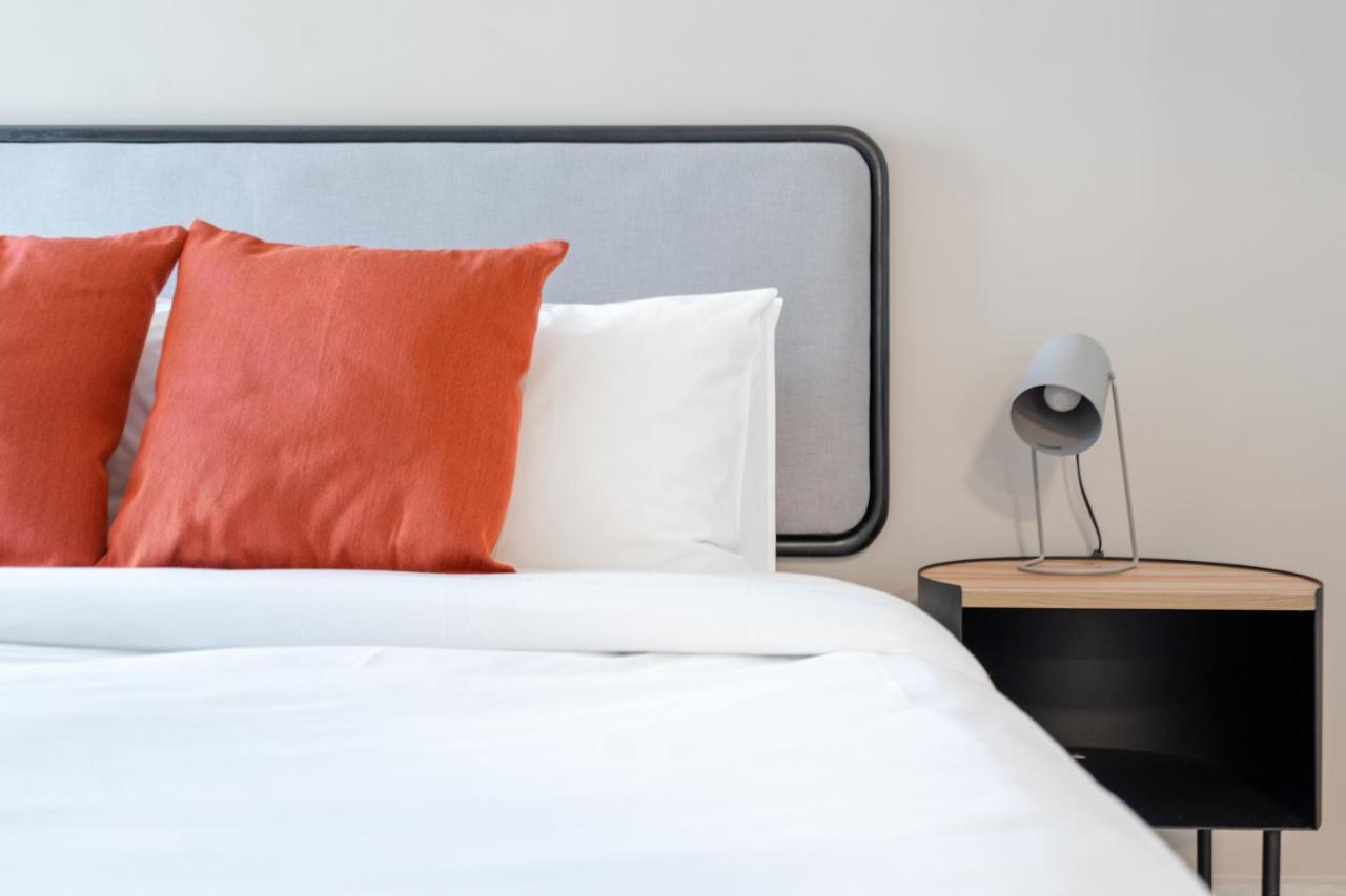 Apartamento Studio Lindo Em Predio C/ Estacionamento E Lavanderia - Noroeste