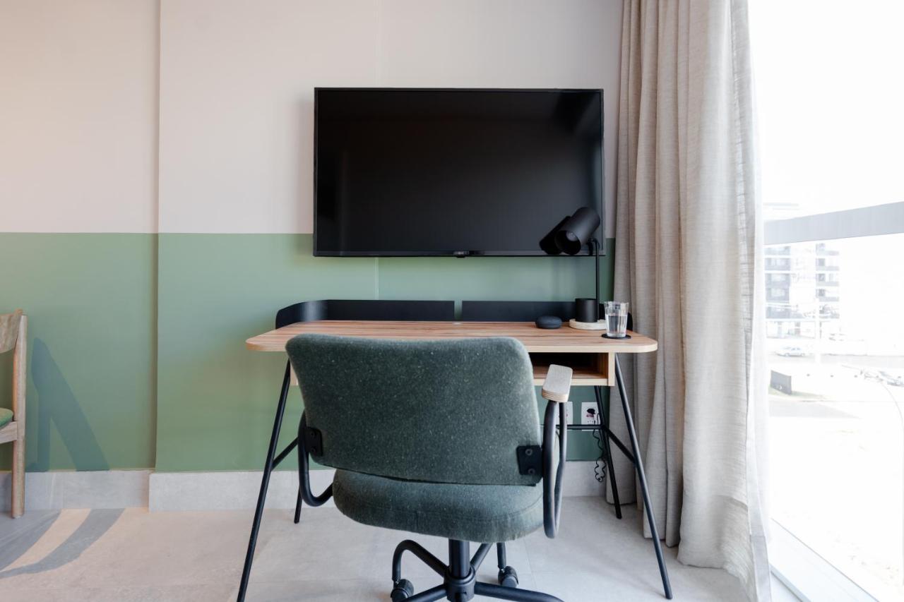 Apartamento Studio Lindo Em Predio C/ Estacionamento E Lavanderia - Noroeste